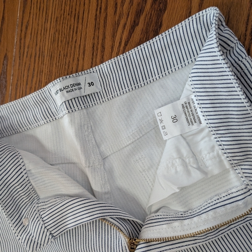 NWT Just black denim striped cropped jean, Size 30 - Picture 7 of 10
